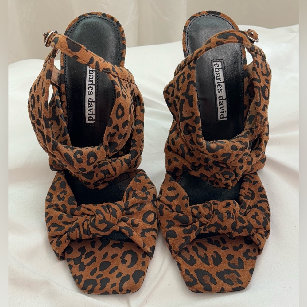 Charles David Vinnie Leopard Print Heels, EUC, size 8 - Picture 3 of 7